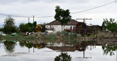 Κακοκαιρία Daniel: Κραυγή αγωνίας από εγκλωβισμένο στην Καρδίτσα – “Δεν ξέρω αν θα ζήσουν μέχρι το πρωί” (ΒΙΝΤΕΟ)