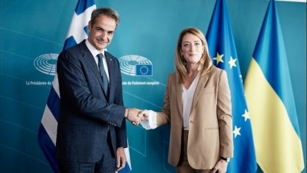 Μητσοτάκης σε Μέτσολα: “Ανεπαρκή τα κονδύλια για να αντιμετωπίσουμε τέτοιου είδους γεγονότα”