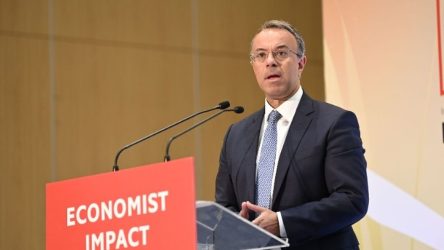 Σταϊκούρας: “Εργα 600 εκατ. ευρώ στην Θεσσαλία για την αποκατάσταση των υποδομών”