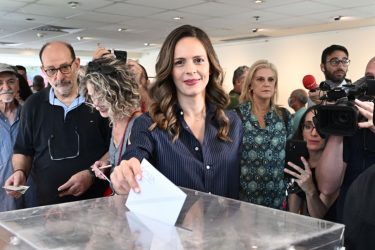 Ψήφισε η Εφη Αχτσιόγλου: “Από αύριο διεκδικούμε τη ζωή που μας αξίζει”