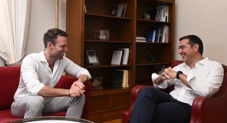 Τσίπρας για Κασσελάκη: “Ο ΣΥΡΙΖΑ δεν θα σας αφήσει να πλήξετε”