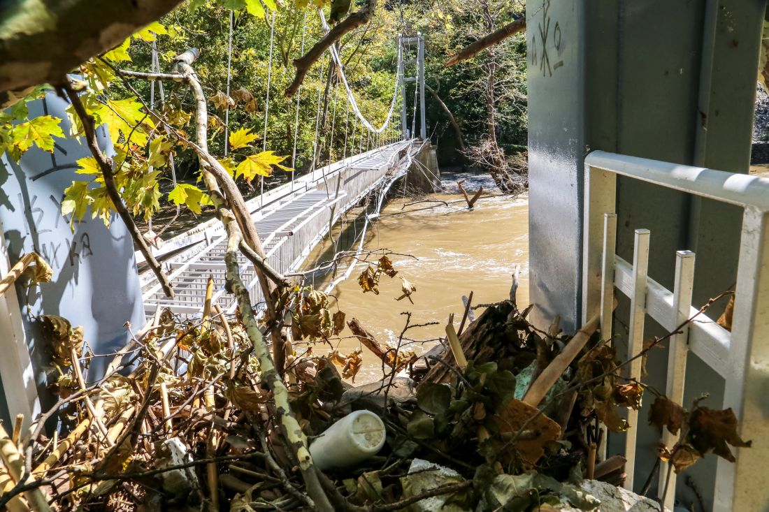 πεζογέφυρα γέφυρα Αγίας Παρασκευής Αγία Παρασκευή Τέμπη