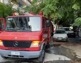φωτιά σε ταβέρνα στην Χαριλάου Θεσσαλονίκη