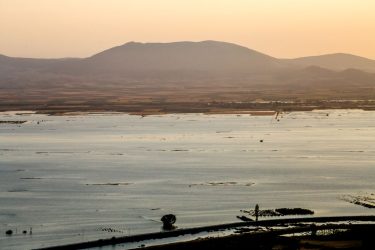 λίμνη Κάρλα