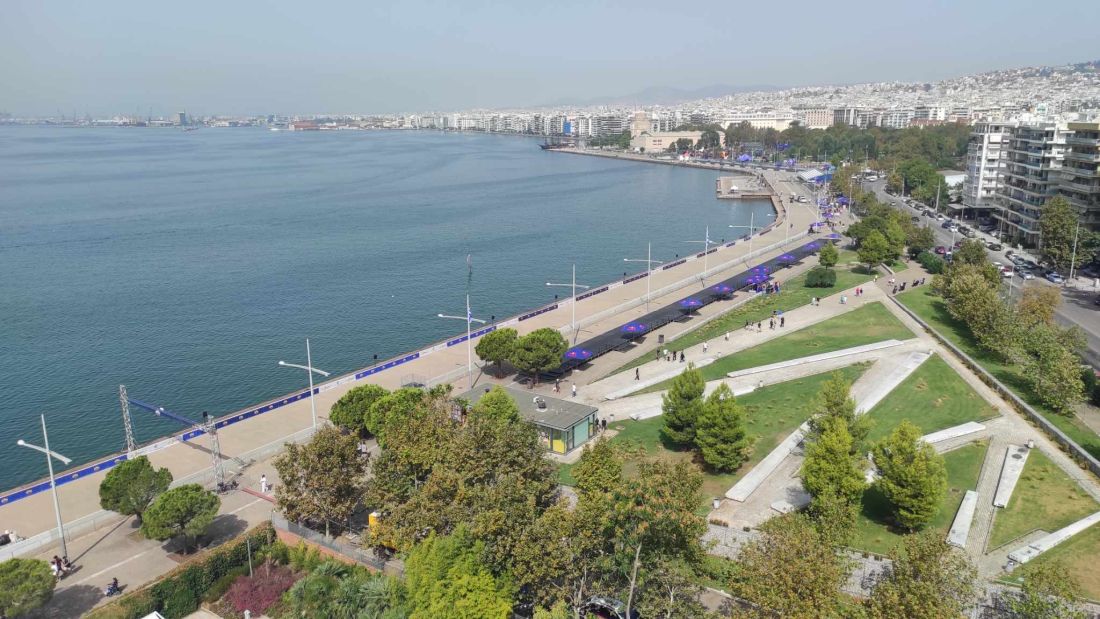 Νέα Παραλία Θεσσαλονίκη formula 1 εικόνα από drone