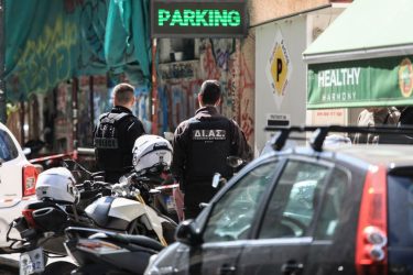Πειραιάς: Στον εισαγγελέα σήμερα (16/9) ο 68χρονος που δολοφόνησε τον εργαζόμενο σε πάρκινγκ