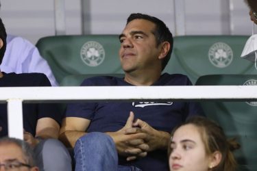 Παναθηναϊκός ΠΑΟΚ: Τσίπρας, Καρβέλας στα επίσημα της Λεωφόρου Αλεξάνδρας (ΦΩΤΟ)
