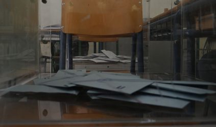 Δημοσκόπηση MRB: «Ντέρμπι» μεταξύ Ανδρουλάκη-Δούκα – Πρώτη με διαφορά η ΝΔ 
