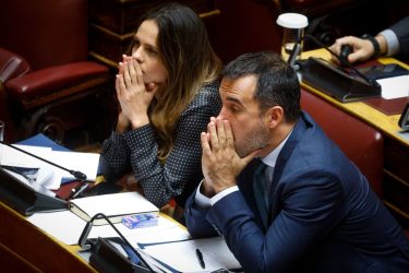 Κοινή δήλωση από Αχτσιόγλου, Χαρίτση και Ηλιόπουλο – «Ο ΣΥΡΙΖΑ είναι υπό διάλυση»