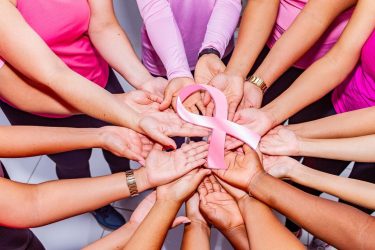 Παγκόσμια Ημέρα κατά του Καρκίνου του Μαστού: Η έγκαιρη διάγνωση οδηγεί στη θεραπεία