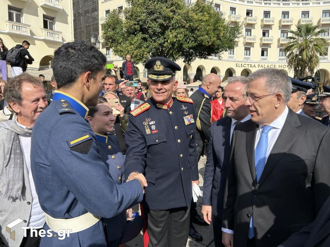 Επίδειξη από μπάντες του στρατού στην πλατεία Αριστοτέλους 26η Οκτωβρίου ανήμερα Αγίου Δημητρίου