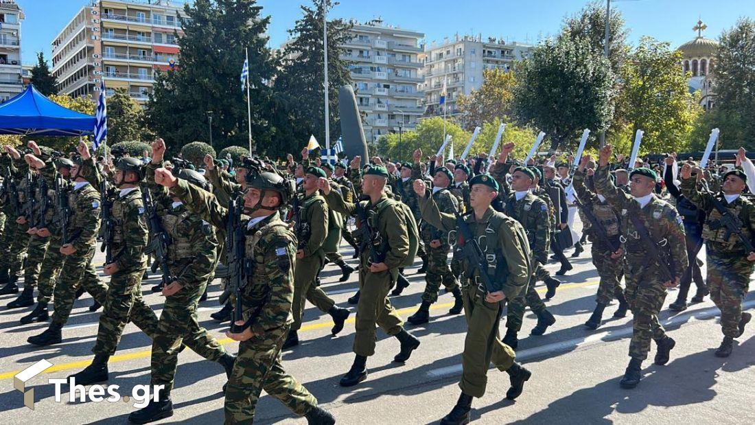 Στρατιωτική παρέλαση στην Θεσσαλονίκη για την Εθνική Επέτειο της 28ης Οκτωβρίου 1940. Σάββατο 28 Οκτωβρίου 2023 μαχητικά ελικόπτερα