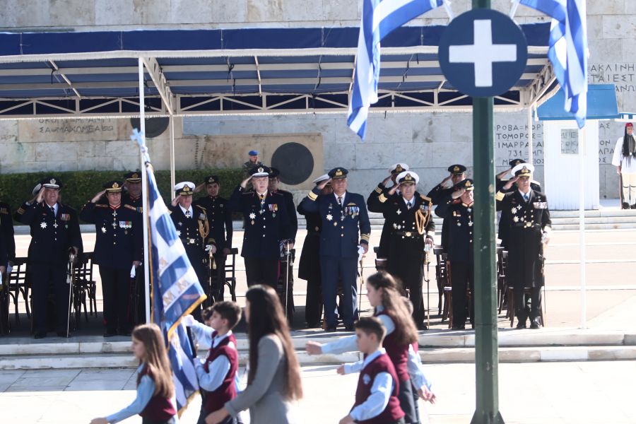 Μαθητική παρέλαση στην Αθήνα 28η Οκτωβρίου