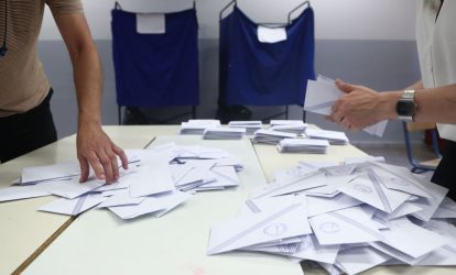 Δύο νέες δημοσκοπήσεις για τις Ευρωεκλογές: Η ανατροπή για τη δεύτερη θέση