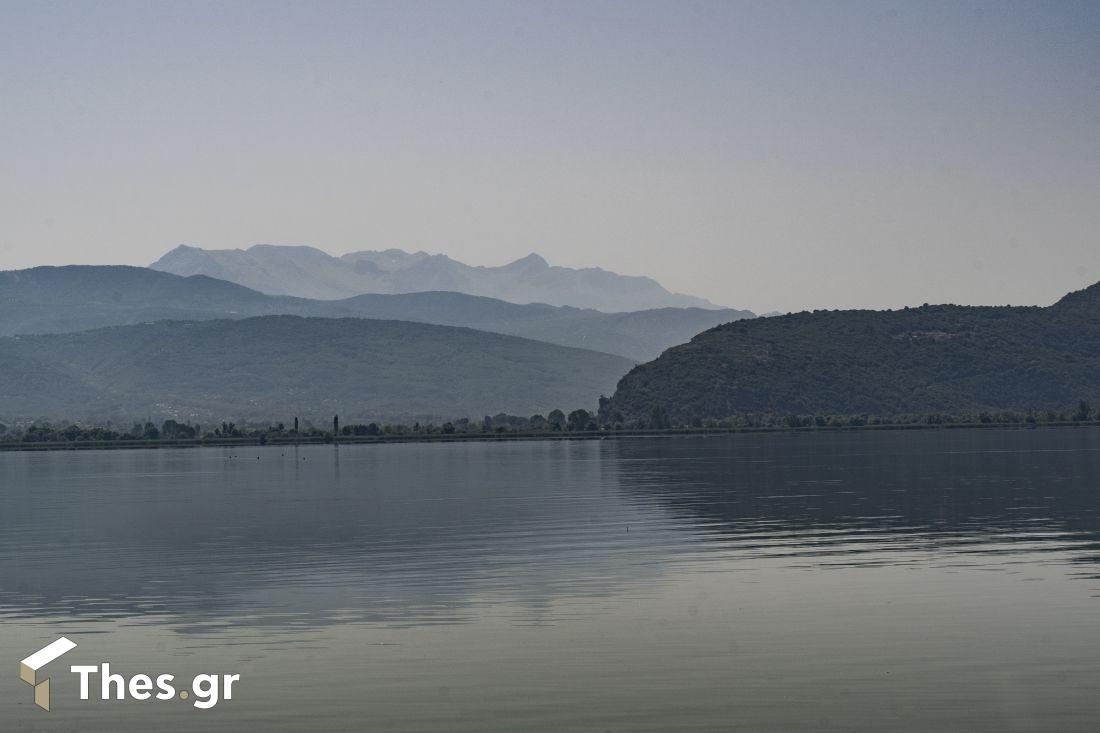 Νησάκι Ιωαννίνων Νησί Ιωάννινα Ηπειρος εκδρομές ταξίδια λίμνη Παμβώτιδα διακοπές