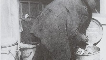 Πόλεμος του ΄40: Μαυραγορίτες και κοράκια πάνω από τη λιπόσαρκη χώρα