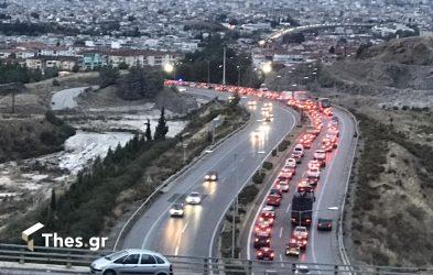 Θεσσαλονίκη: Σοβαρό τροχαίο στον Περιφερειακό – Στο “κόκκινο” η κίνηση (ΧΑΡΤΗΣ)