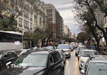 Black Friday από το κυκλοφοριακό χάος στο κέντρο της Θεσσαλονίκης (ΦΩΤΟ)