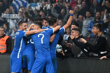 Ελλάδα Γαλλία 2-2: Γκολ και θέαμα στη Φιλαδέλφεια – Τώρα η μάχη με το Καζακστάν για την πρόκριση στο Euro 2024
