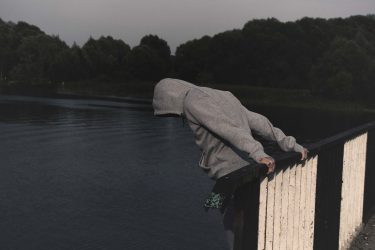Ανησυχητική αύξηση της χρήσης ναρκωτικών από νέους