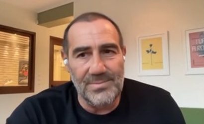 Συγκινεί ο Αντώνης Κανάκης: “Δίνω τα πάντα για να δω τον μπαμπά μου να αγκαλιάζει τα παιδιά μου”