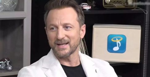 Κώστας Καραφώτης: “Ημουν σε κατάσταση λιποθυμίας που θα τραγουδούσα με τον Πασχάλη Τερζή”