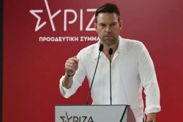 Πιπερόπουλος: “Υπερβολική αλλά επιβαλλόμενη η ομιλία Κασσελάκη”