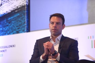 Στέφανος Κασσελάκης: «Με τη Νεολαία ΣΥΡΙΖΑ Θεσσαλονίκης είμαστε μαζί και ευθυγραμμισμένοι