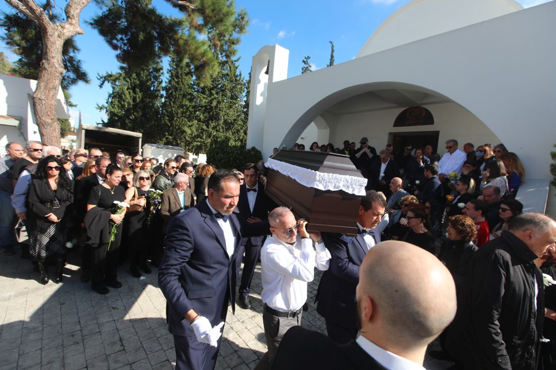 Κάτια Νικολαΐδου κηδεία