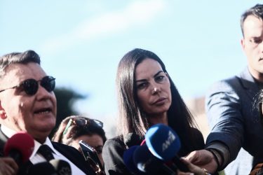 Εύη Βατίδου για το τροχαίο στη Γλυφάδα: «Τον ακολούθησα για να πάρω την πινακίδα του και κινδύνευσα» (ΒΙΝΤΕΟ)