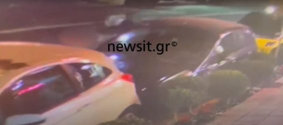 Βόλος: Σοκαριστικό βίντεο από την στιγμή που ο οδηγός μηχανής παρέσυρε τον παππού και το βρέφος