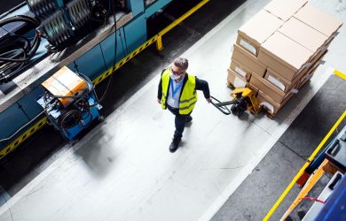 Γερμανία: Εταιρείες ετοιμάζουν μεγάλες περικοπές στο προσωπικό
