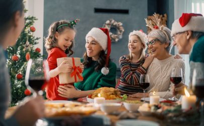 7 εύκολοι τρόποι για να κάνετε το σπίτι σας να μυρίζει Χριστούγεννα