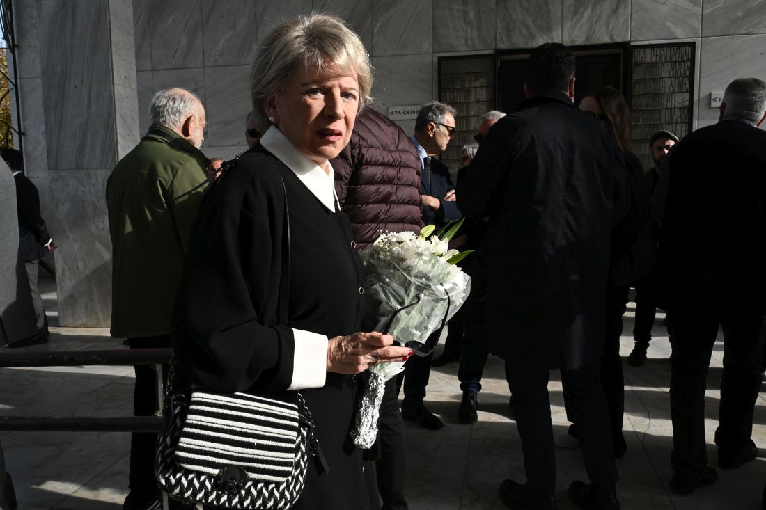 Βασίλης Βασιλικός κηδεία 