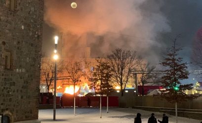 Γερμανία: Φωτιά σε χριστουγεννιάτικη αγορά του Βερολίνου – Στο νοσοκομείο δύο άτομα (ΒΙΝΤΕΟ & ΦΩΤΟ)