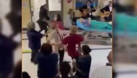ΕΔΕ για τη χριστουγεννιάτικη γιορτή στο νοσοκομείο “Ερυθρός Σταυρός” διέταξε ο Χρυσοχοΐδης (ΒΙΝΤΕΟ)