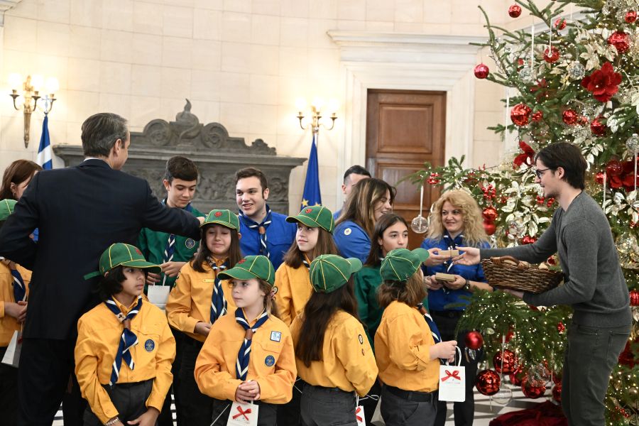 Μητσοτάκης Πρωτοχρονιάτικα κάλαντα