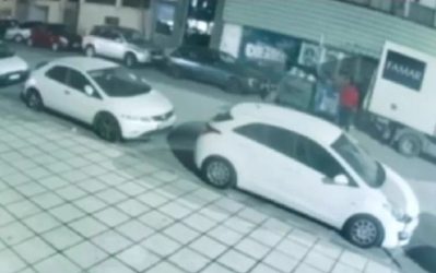 Γυναικοκτονία στην Θεσσαλονίκη: Βίντεο ντοκουμέντο με τους συλληφθέντες να πετούν τα προσωπικά αντικείμενα της 41χρονης στα σκουπίδια