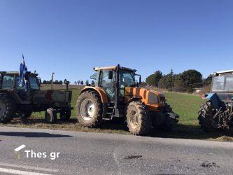 Θεσσαλονίκη: Αγρότες κλείνουν συμβολικά δρόμους σε Μάλγαρα και Χαλκηδόνα