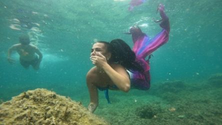 Θεσσαλονίκη: Μαθήματα για… γοργόνες και σεμινάρια για υποβρύχια πασαρέλα