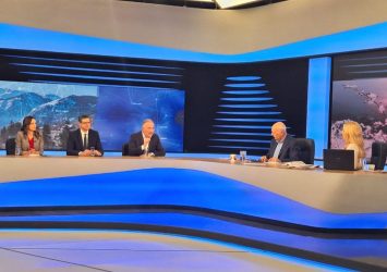 Καλαφάτης: «Ικανοποιημένοι οι βουλευτές της ΝΔ μετά τις ενημερωτικές συζητήσεις – Αποτελούν πάγια πρακτική»
