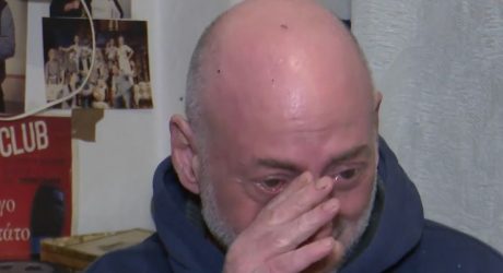 “Λύγισε” στον “αέρα” ο Γιώργος Λαμπάτος – «Το τηλέφωνο άρχισε επιτέλους να χτυπάει για δουλειά» (ΒΙΝΤΕΟ)