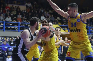 Basket League: Βαριά ήττα για τον άστοχο ΠΑΟΚ στο Περιστέρι (71-35)