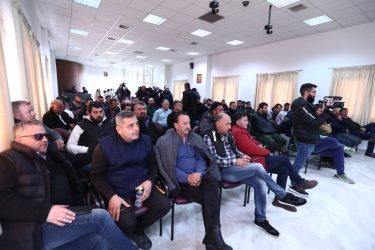 Θεσσαλονίκη: Σύσκεψη των αγροτών στη Σίνδο για τη συνάντηση με Μητσοτάκη – «Θέλουμε λύσεις» (ΦΩΤΟ)