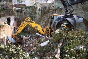 Δήμος Νεάπολης – Συκεών: Επιχείρηση καθαρισμού της Πέτρου Λεβαντή (ΦΩΤΟ)