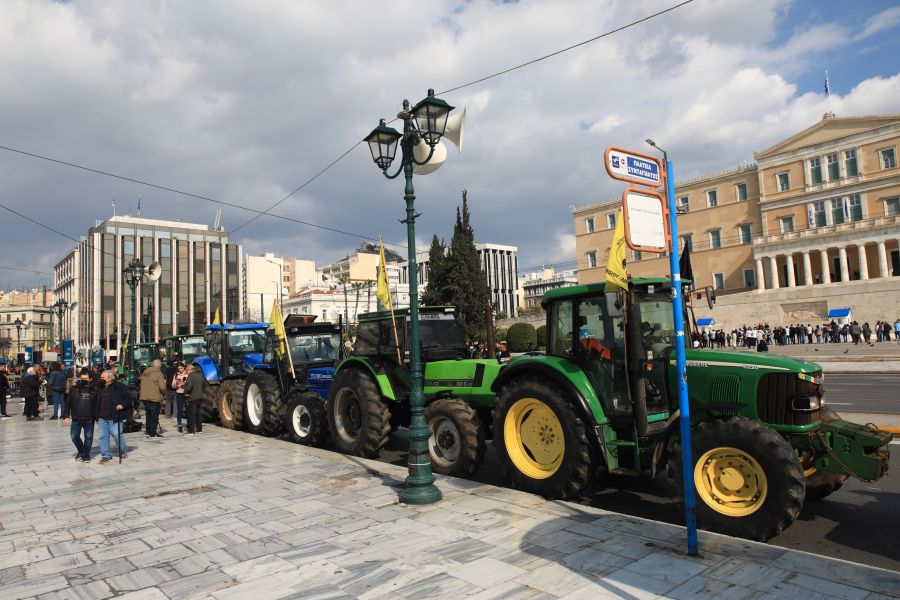 αγρότες στο Σύνταγμα για το συλλαλητήριο