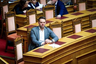 Αλλαγή ονόματος και λογοτύπου του ΣΥΡΙΖΑ στο ερωτηματολόγιο Κασσελάκη