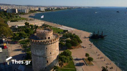 Λευκός Πύργος Θεσσαλονίκη μνημείο αξιοθέατο από drone
