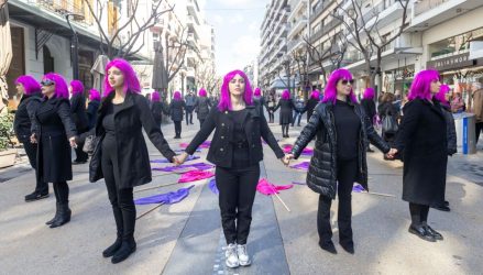 Παγκόσμια Ημέρα της Γυναίκας: Δράση εργαζομένων του δήμου Θεσσαλονίκης κατά των γυναικοκτονιών (ΒΙΝΤΕΟ)