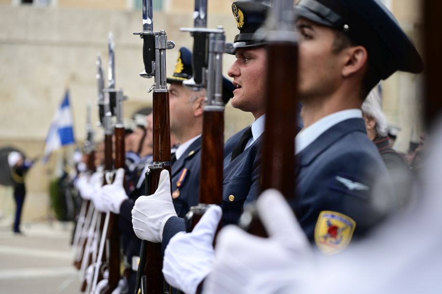 στρατιωτική παρέλαση Αθήνα 25η Μαρτίου